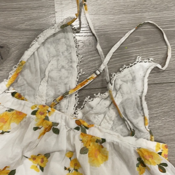 Dress - Picture 5 of 5